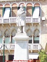 Monumento a Nicolo Tommaseo. 