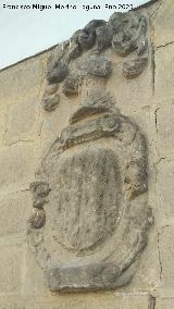 Casa de los Ar�valos. Escudo a la Avenida Andr�s Segovia