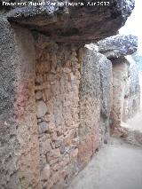 Dolmen de Viera. Falta de un ortostato