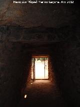 Dolmen del Romeral. Entrada