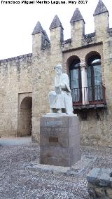 Monumento a Averroes. 