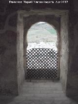 Alcazaba. Torre Blanca. Ventana de herradura