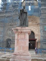 Monumento al Poeta Pedro Escribano. 