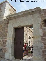 Fuerte Navidad. Puerta de acceso