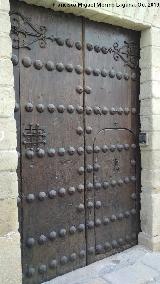 Puerta. Calle Gins Gmez - beda