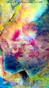 Pinturas rupestres del Cimbarrillo de Mara Antonia II. Tratada con Dstretch