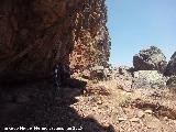 Pinturas rupestres del Barranco de la Cueva Grupo VI. Estudiando el abrigo