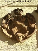 Casa de la Calle Calancha n 6. Escudo izquierdo