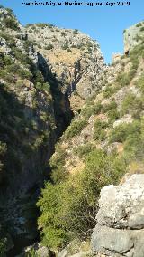 Los Caones. Desde la Cueva de Ro Fro