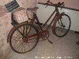 Bicicleta. Bicicleta femenina de 1957. Centro de Interpretacin del Paisaje Minero de Linares