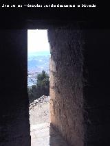 Muralla de Jan. Torren de Vendrines. Puerta de entrada y grosor de los muros