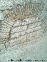Monasterio de la Santísima Trinidad. Arco cegado