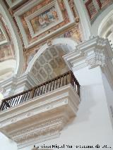 Hospital de Santiago. Capilla. Balcón interno