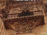 Catedral de Jaén. Fachada. Balcón sobre San Miguel