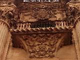 Catedral de Jaén. Fachada. Balcón sobre San Pablo