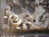 Catedral de Jaén. Fachada. Demonios del bajorelieve del Arcángel San Miguel