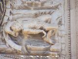 Catedral de Jaén. Fachada. Detalle en bajorelieve de Santa Catalina