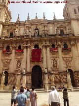 Catedral de Jaén. Fachada. Durante la Obtensión del Santo Rostro
