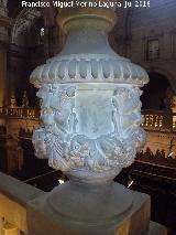 Catedral de Jaén. Sobrecoro. Jarrón