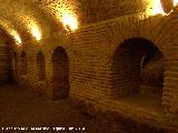Castillo de Sabiote. Bodegas. Pared de unión entre las dos naves