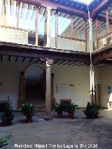Palacio de Anguís Medinilla. Patio