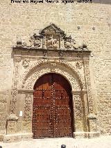 Iglesia de Santiago Apóstol. Portada