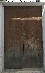 Casa Museo de Manuel Jódar. Puerta de clavazón
