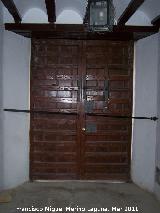 Iglesia de San Andrés. Puerta de entrada a la institución