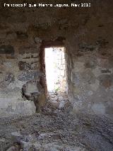 Castillo del Berrueco. Puerta hacia el paso de guardia del Torreón circular izquierdo