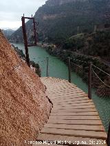 Caminito del Rey. Restos de la antigua conducción eléctrica