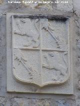 Palacio del Condestable Iranzo. Escudo del Condestable don Miguel Lucas de Iranzo. Castillo de Santa Catalina