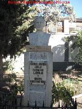 Monumento al Beato Manuel Aranda Espejo. 