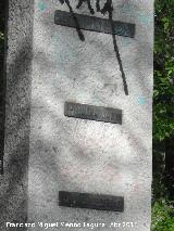 Monumento a Emilio Cebrin. Parte trasera