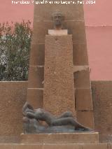 Monumento a Jacinto Higueras. Busto y desnudo