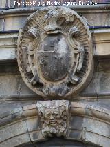 Convento de Santo Domingo. Escudo de los que fueron sus benefactores, Don Juan Cerezo y su esposa