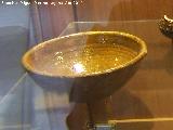 Cermica vidriada rabe. Vidriada marrn Siglo X al XIII d.C. Museo Arqueolgico Profesor Sotomayor - Andjar