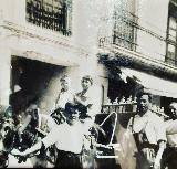 Calle Joaqun Tenorio. Foto antigua. Fausto Olivares el de las gaseosas y su famosa burra
