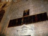 Catedral de Jaén. Nave del Evangelio. Cuadros sobre la puerta del habitáculo de la torre norte