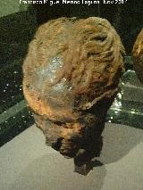Museo de Antropologa. Cabeza momificada egipcia femenina