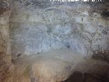 Cuevas Piquita. Cueva II. Hornacina grande de la habitacin