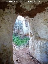 Cuevas Piquita. Cueva III. Entrada a la cuadra