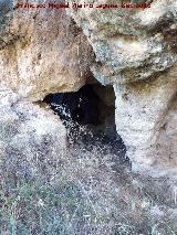 Eremitorio de Chircales. Salida alta de la cueva con entrada y salida
