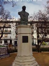 Monumento a Jos Sols Ruiz. 