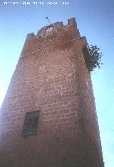 Castillo de Peal. Torre del Reloj
