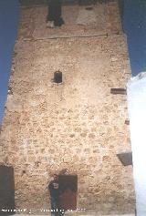 Castillo de las Peuelas. Entrada a la Torre del Homenaje desde el Patio de Armas