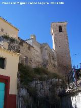 Castillo de las Peuelas. Torren circular, murallas y Torre del Homenaje