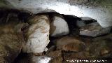 Cueva de los Murcilagos. Bloques de derrumbe