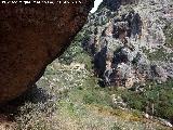 Cueva de la Zorra. Vistas de Ro Fro desde la entrada de la cueva