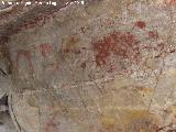 Pinturas rupestres de las Vacas del Retamoso II Grupo II. Pectiniformes en U invertida y soliforme