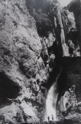 Cascada del Salto de los rganos. 1950 foto de E. Henares
